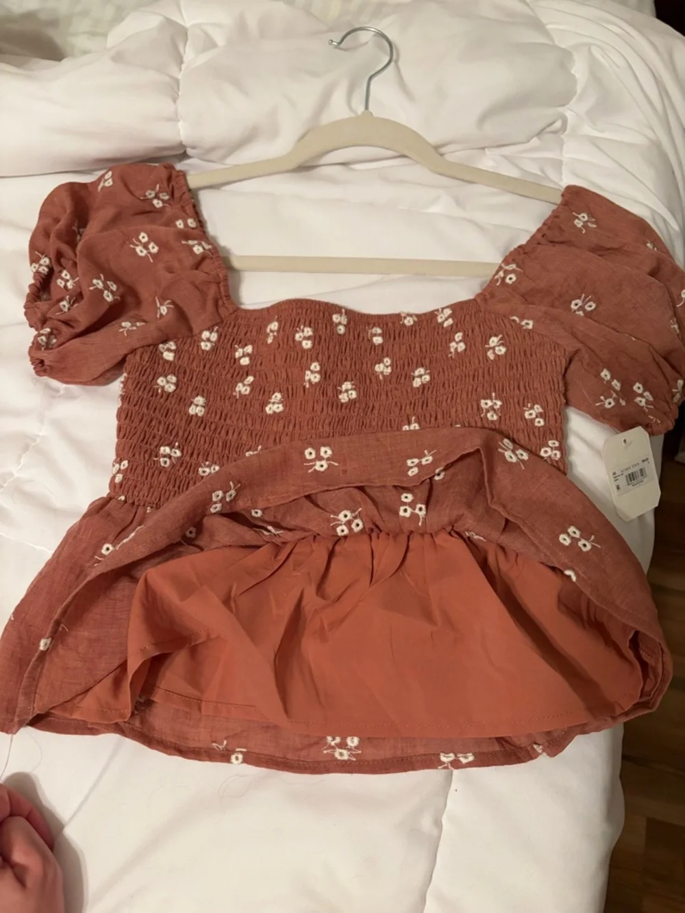 Altar'd State Rust Floral Puff-Sleeve Smocked Peplum Top - NWT Small - Picture 6 of 10